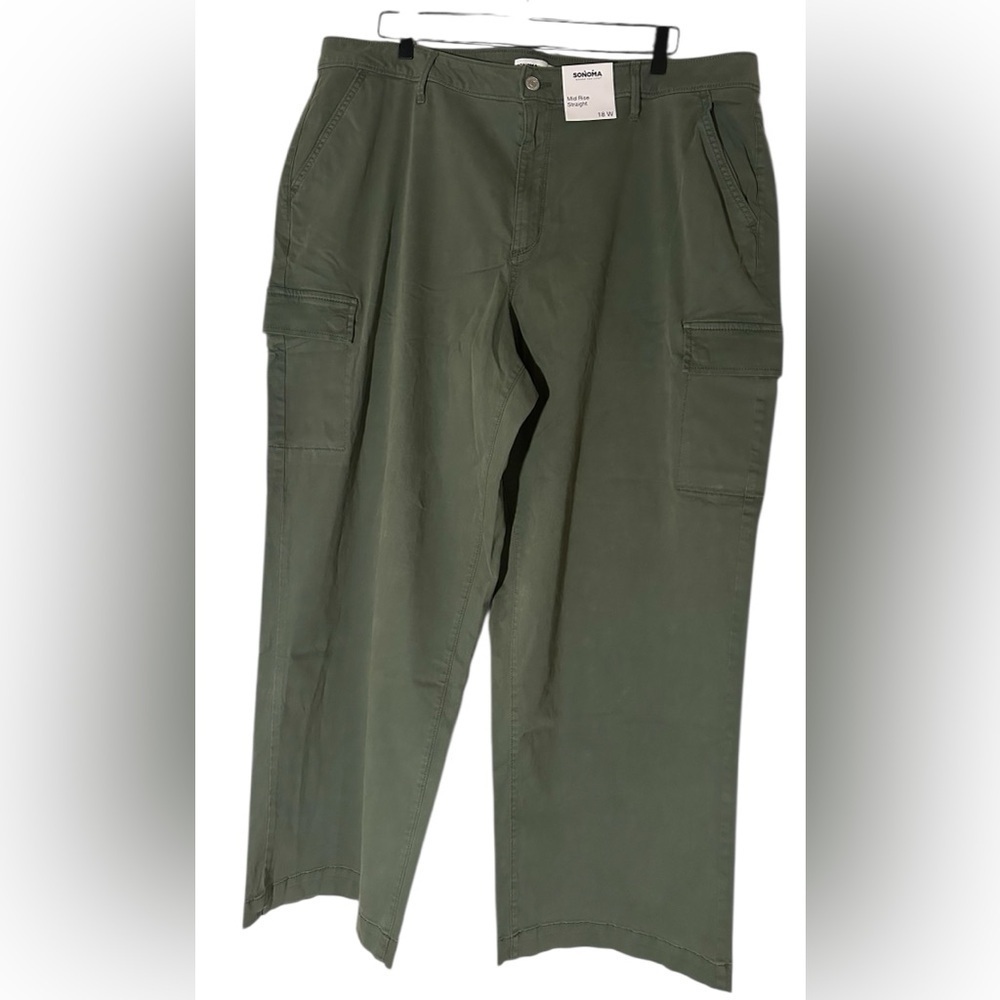 Sonoma Women's Green mid rise strait , wide Leg Pants
